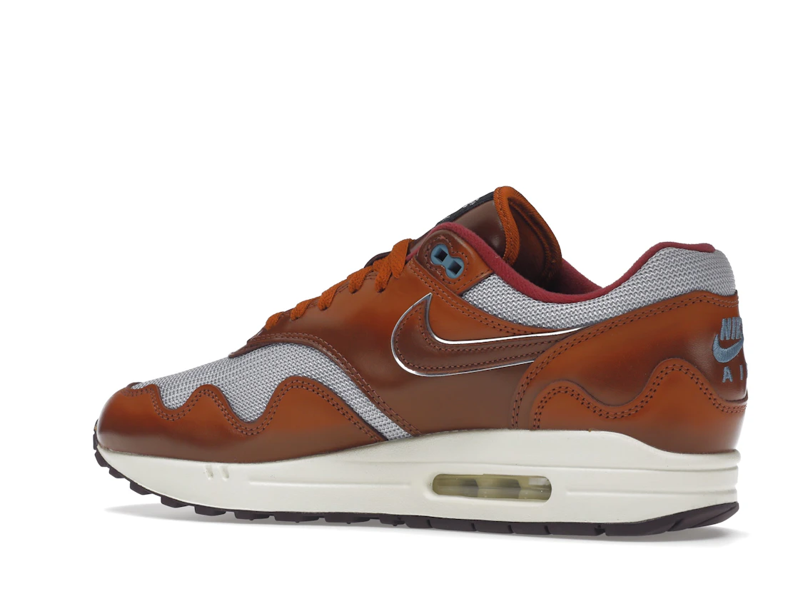 Vue 22 de Nike Air Max 1 Patta The Next Wave Dark Russett