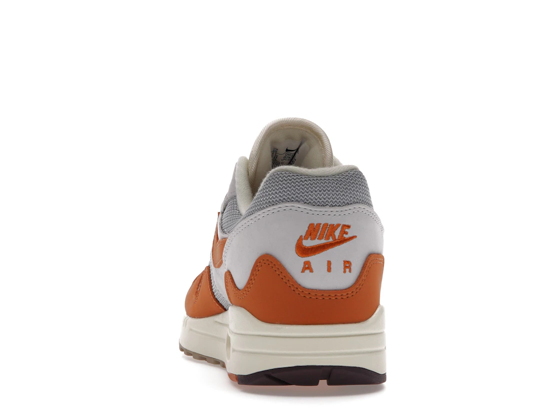 Vue 27 de Nike Air Max 1 Patta Waves Monarch (with Bracelet)