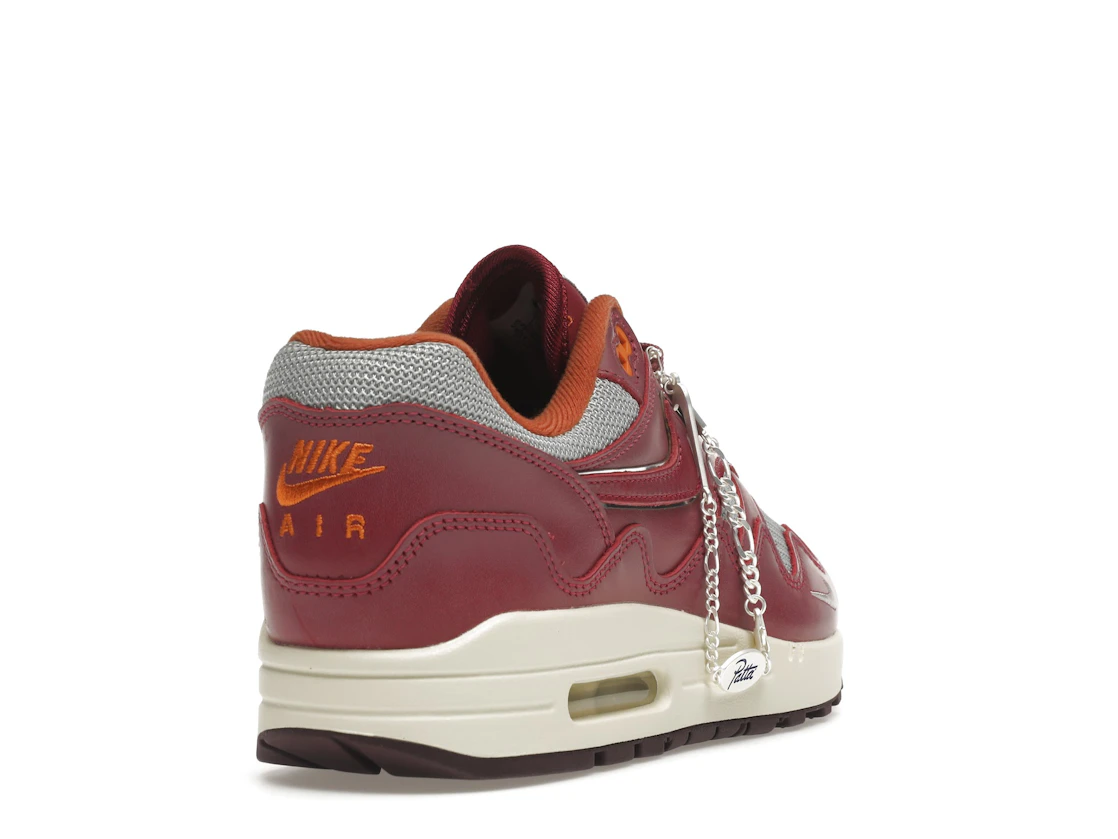 Vue 31 de Nike Air Max 1 Patta Waves Rush Maroon (with Bracelet)