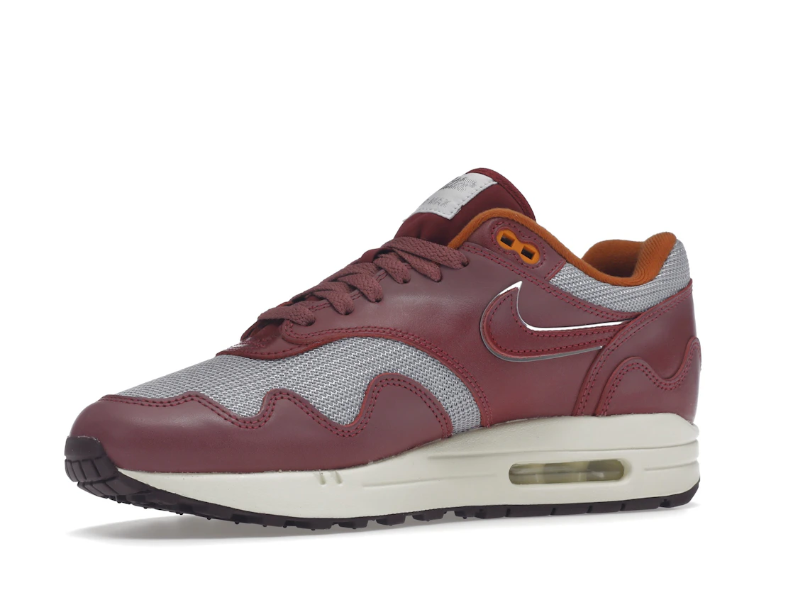 Vue 16 de Nike Air Max 1 Patta Waves Rush Maroon (without Bracelet)