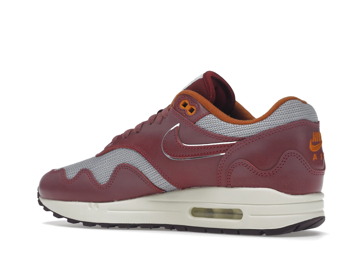 Vue 22 de Nike Air Max 1 Patta Waves Rush Maroon (without Bracelet)