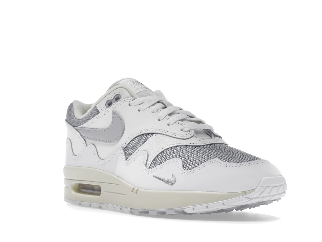 Vue 6 de Nike Air Max 1 Patta Waves White