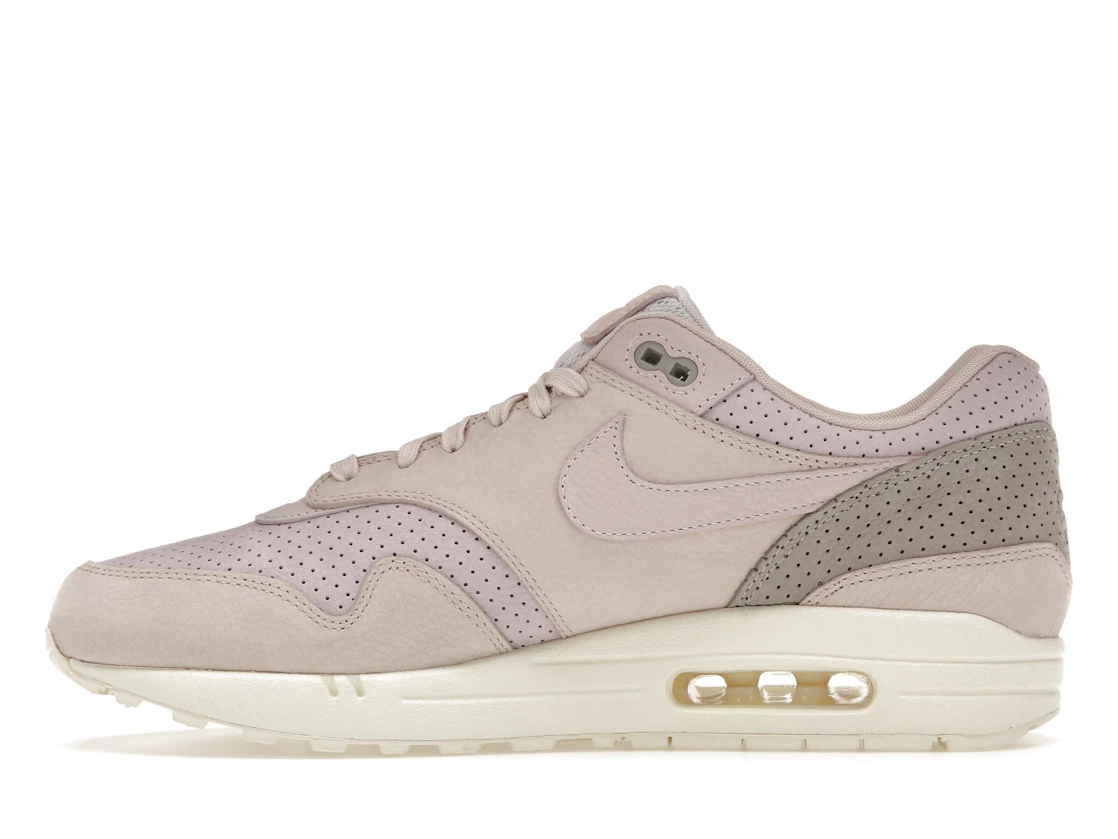 Vue 19 de Nike Air Max 1 Pinnacle Arctic Pink