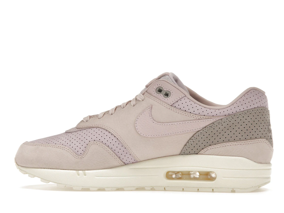 Vue 20 de Nike Air Max 1 Pinnacle Arctic Pink