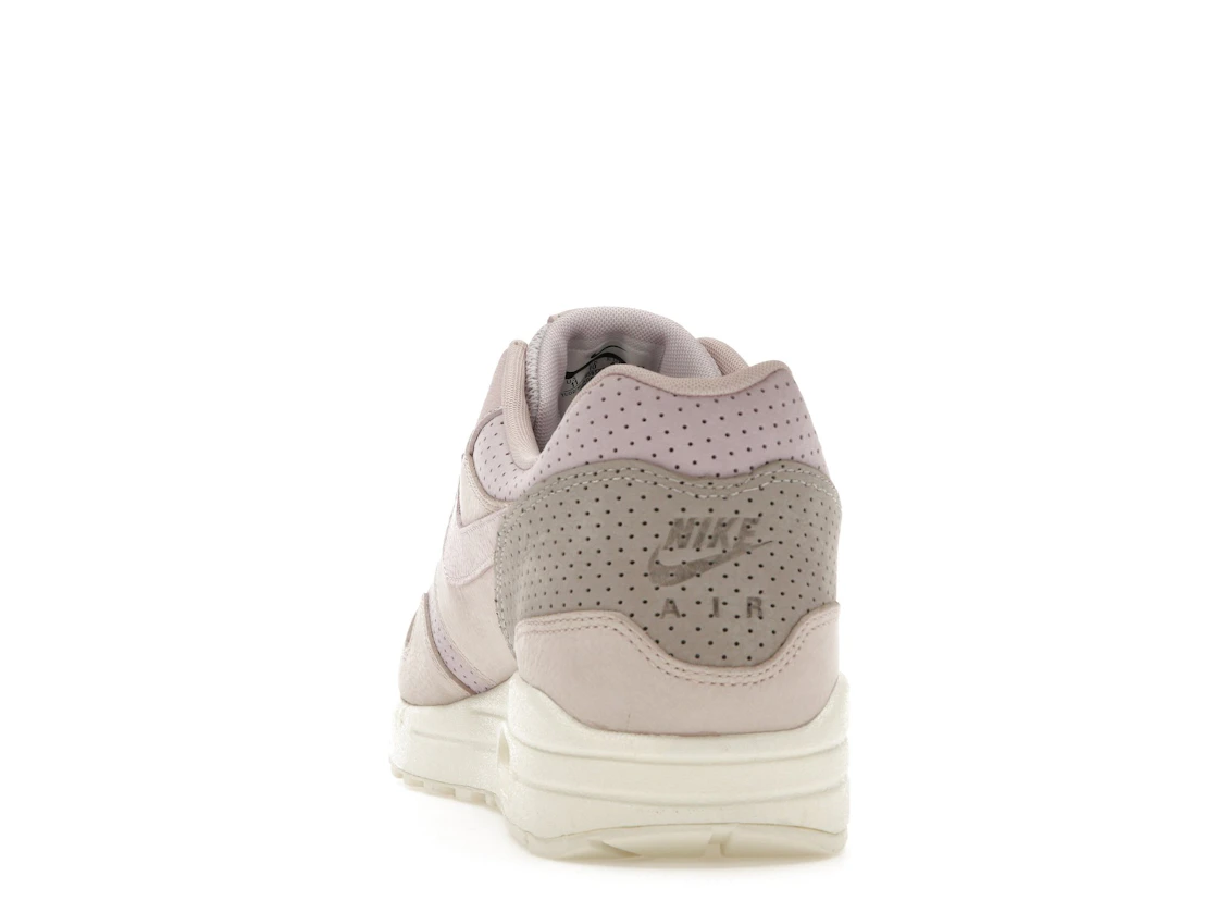 Vue 27 de Nike Air Max 1 Pinnacle Arctic Pink