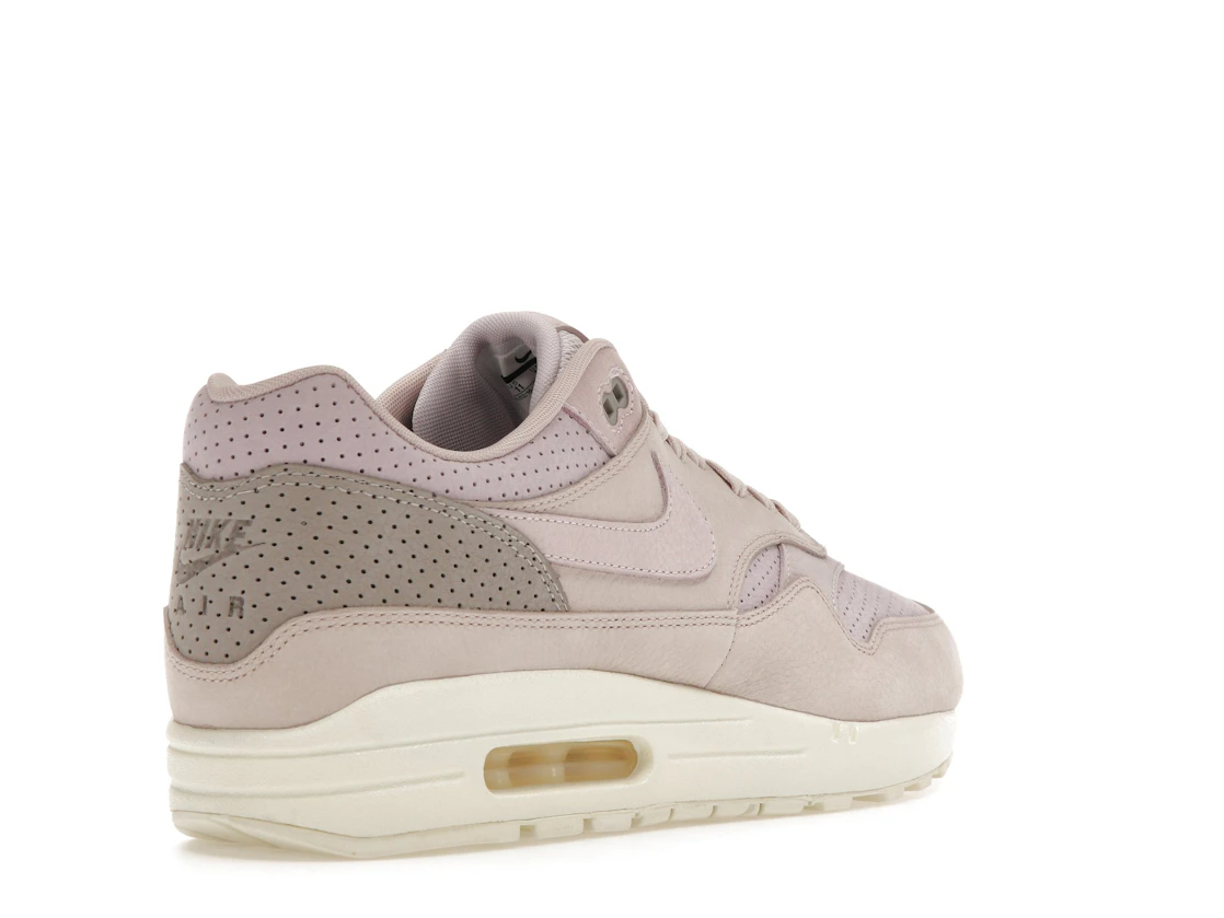 Vue 32 de Nike Air Max 1 Pinnacle Arctic Pink