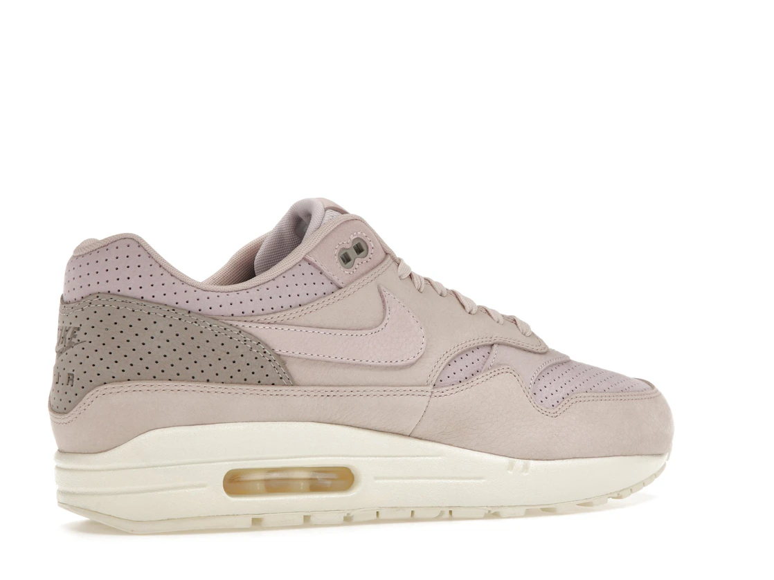 Vue 34 de Nike Air Max 1 Pinnacle Arctic Pink