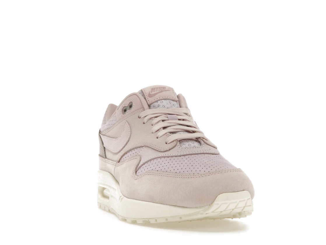 Vue 8 de Nike Air Max 1 Pinnacle Arctic Pink