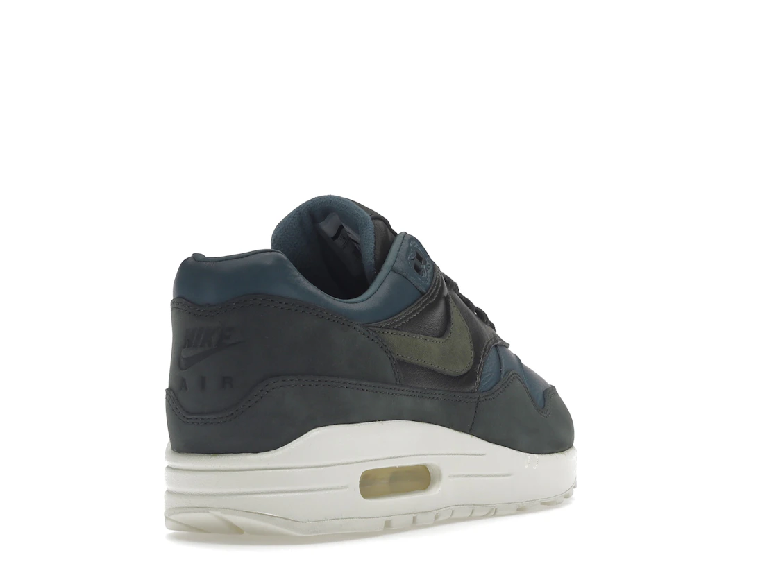 Vue 31 de Nike Air Max 1 Pinnacle Iced Jade