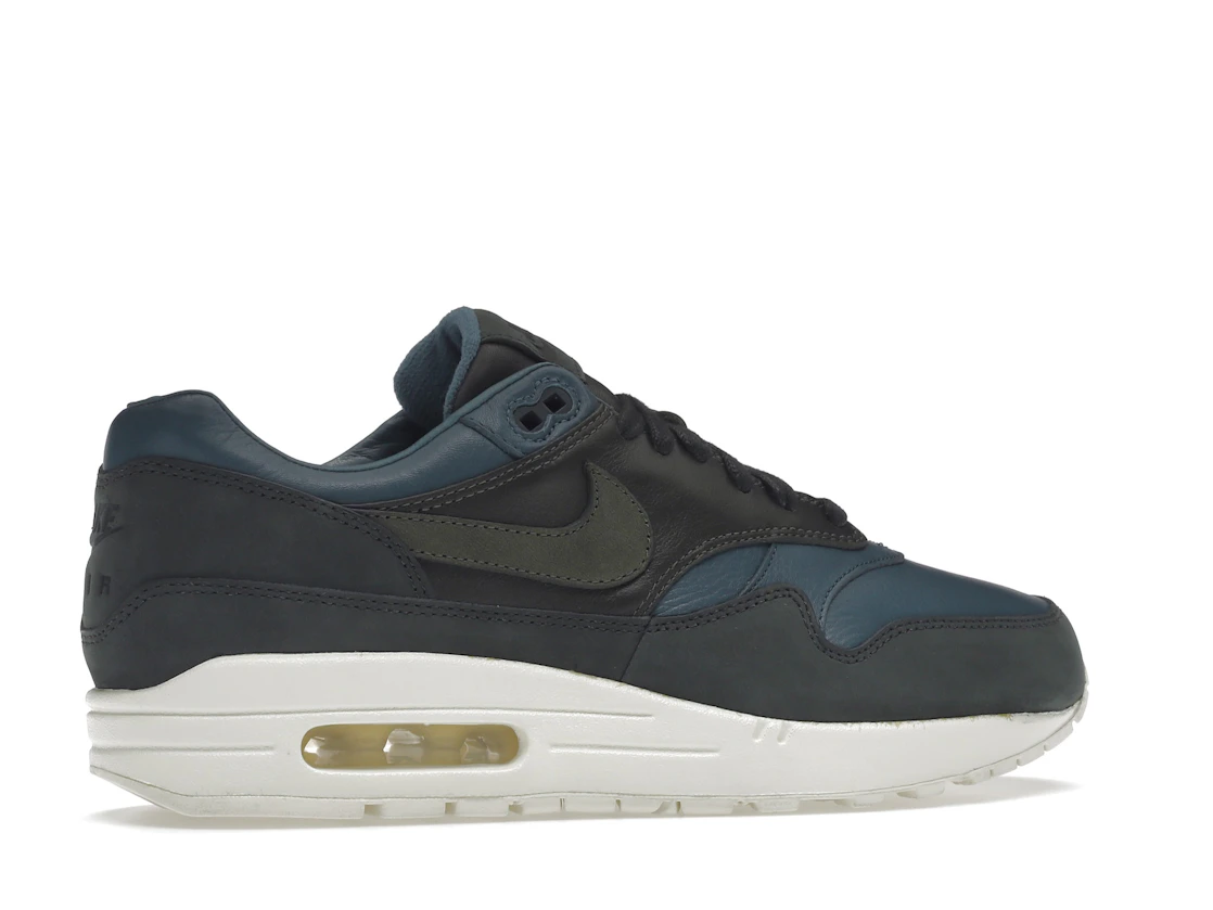 Vue 35 de Nike Air Max 1 Pinnacle Iced Jade