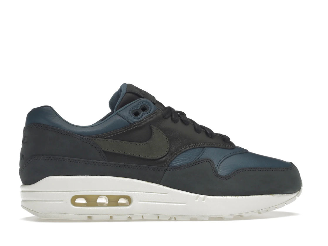 Vue 36 de Nike Air Max 1 Pinnacle Iced Jade