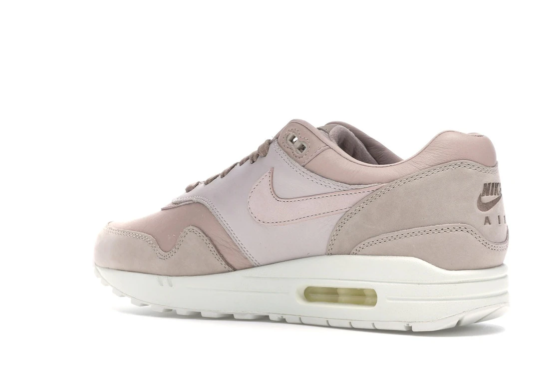 Vue 23 de Nike Air Max 1 Pinnacle Sand