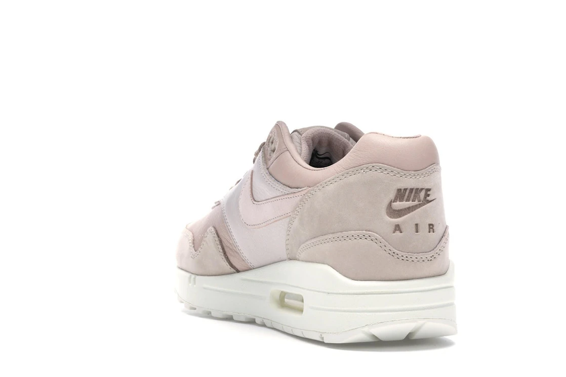 Vue 26 de Nike Air Max 1 Pinnacle Sand