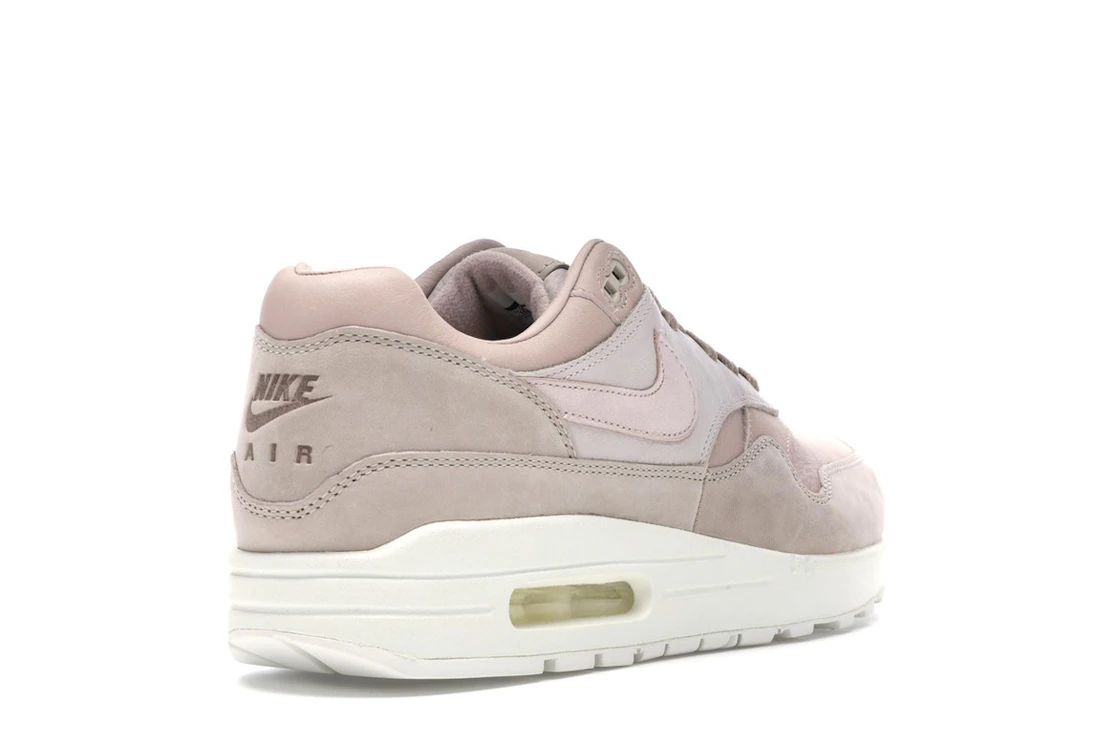 Vue 32 de Nike Air Max 1 Pinnacle Sand