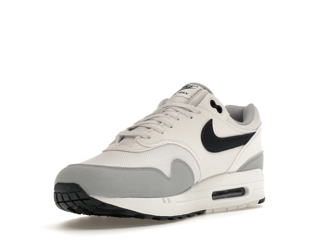Vue 14 de Nike Air Max 1 Platinum Tint Dark Obsidian