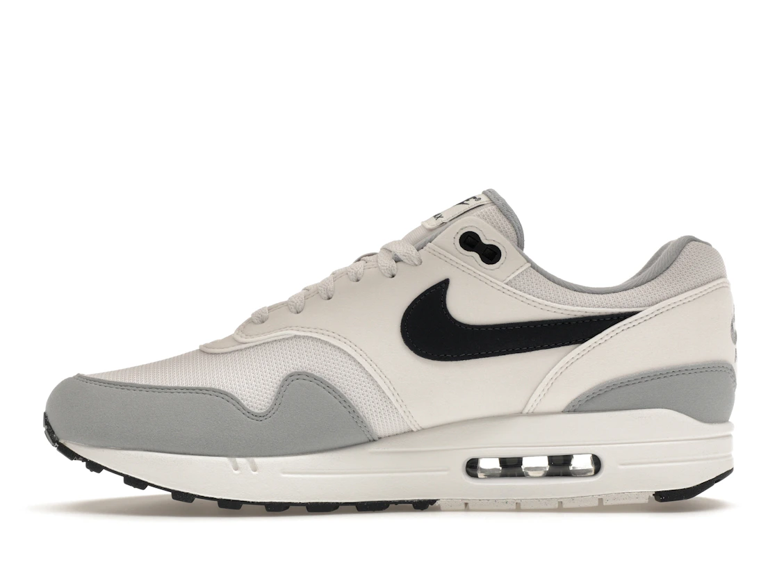 Vue 19 de Nike Air Max 1 Platinum Tint Dark Obsidian