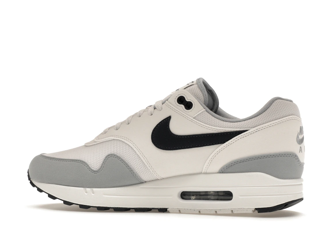 Vue 21 de Nike Air Max 1 Platinum Tint Dark Obsidian