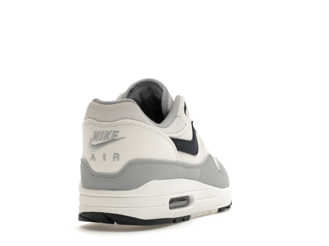 Vue 30 de Nike Air Max 1 Platinum Tint Dark Obsidian