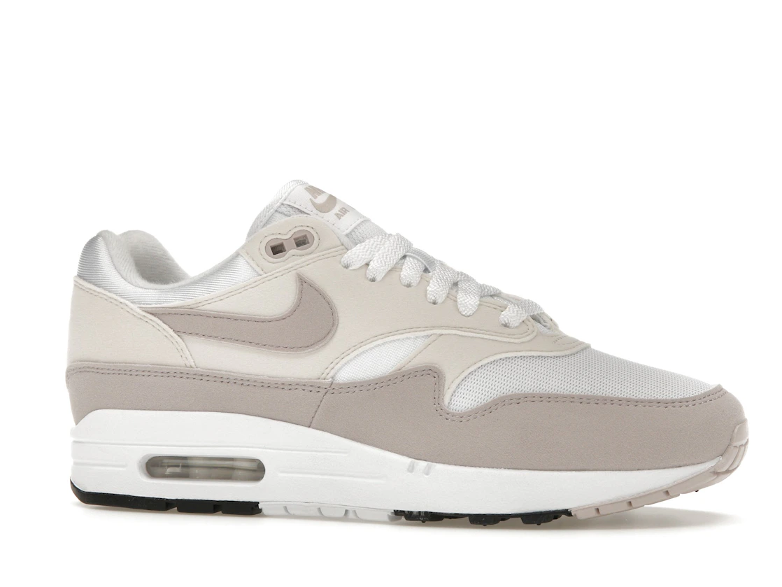 Vue 3 de Nike Air Max 1 Platinum Violet 
