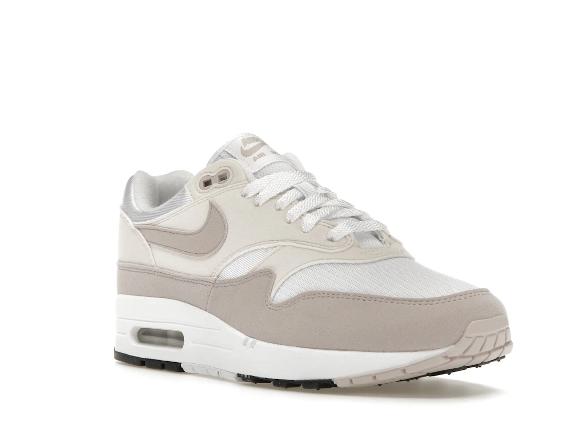 Vue 6 de Nike Air Max 1 Platinum Violet 