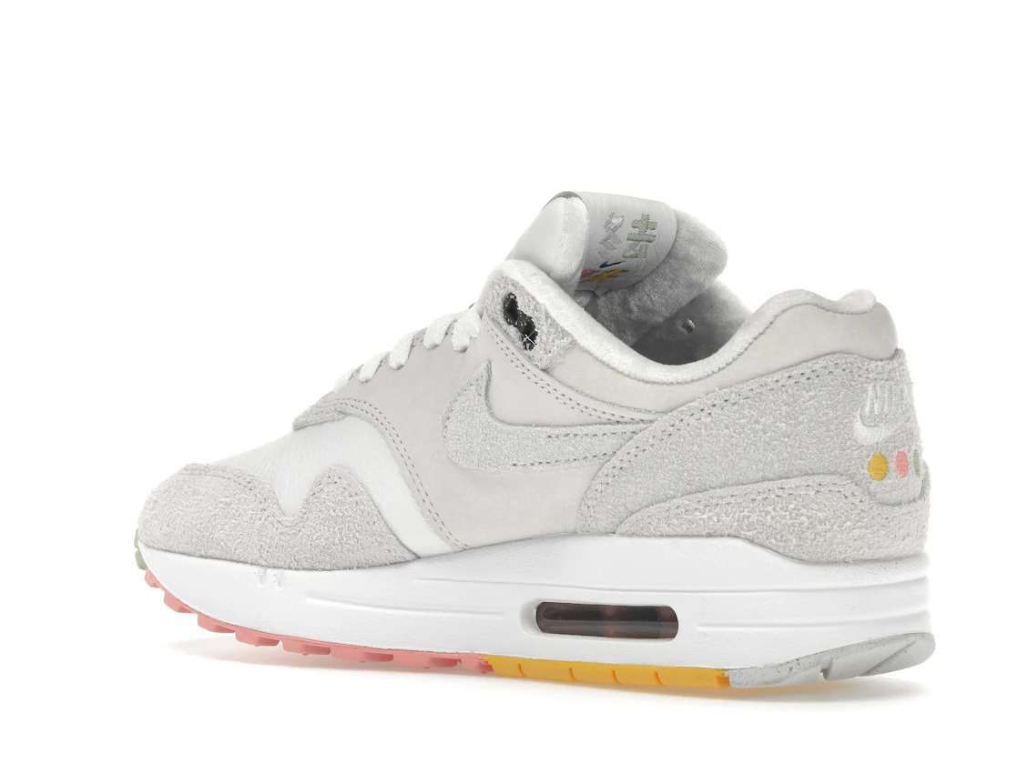 Vue 23 de Nike Air Max 1 Pom Pom Polka Dots 