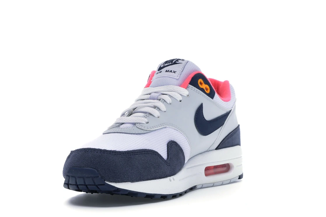 Vue 13 de Nike Air Max 1 Pure Platinum Midnight Navy Racer Pink 