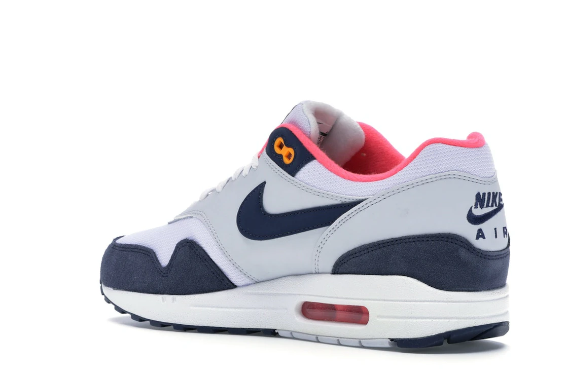 Vue 23 de Nike Air Max 1 Pure Platinum Midnight Navy Racer Pink 