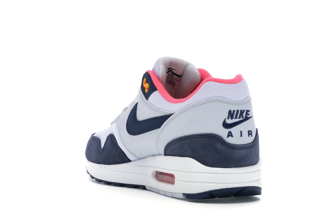 Vue 25 de Nike Air Max 1 Pure Platinum Midnight Navy Racer Pink 