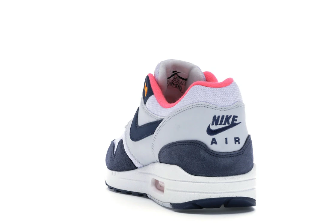 Vue 26 de Nike Air Max 1 Pure Platinum Midnight Navy Racer Pink 