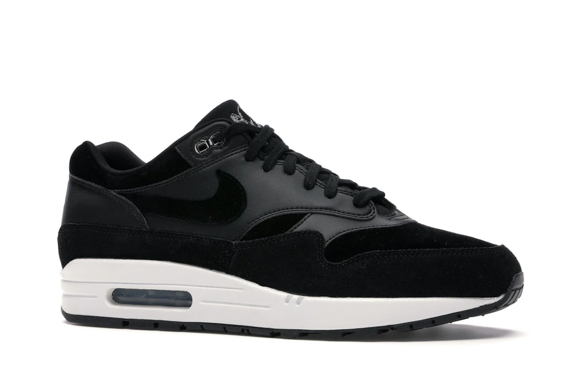 Vue 3 de Nike Air Max 1 Rebel Skulls