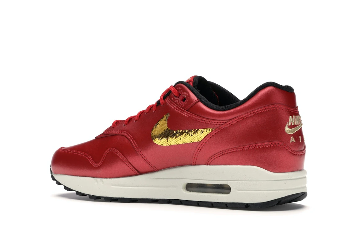 Vue 22 de Nike Air Max 1 Red Gold Sequin 