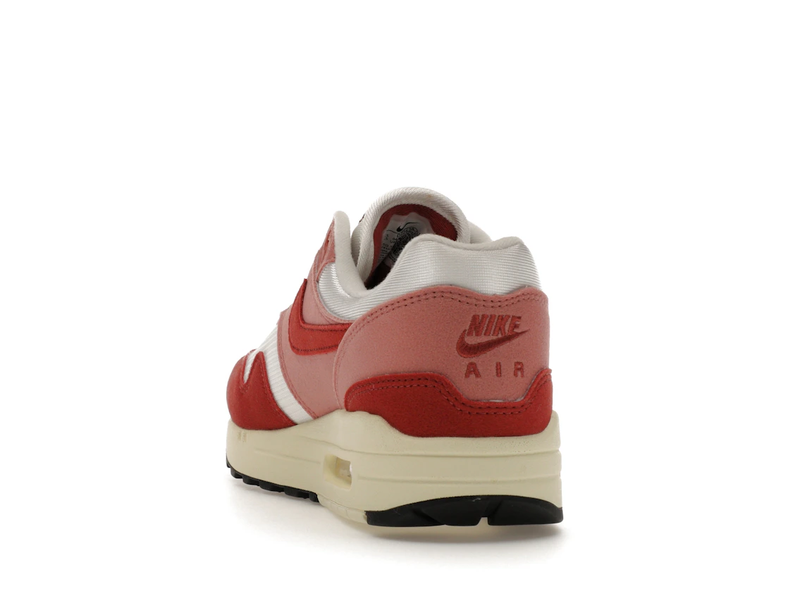 Vue 26 de Nike Air Max 1 Red Stardust 
