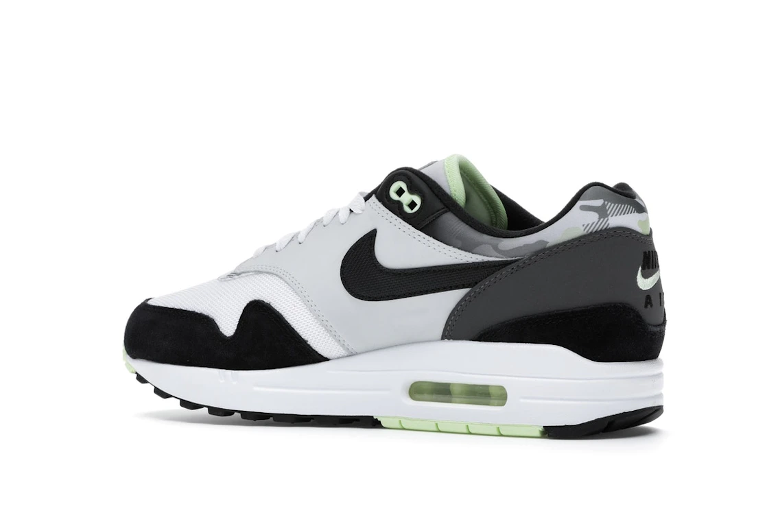 Vue 22 de Nike Air Max 1 Remix