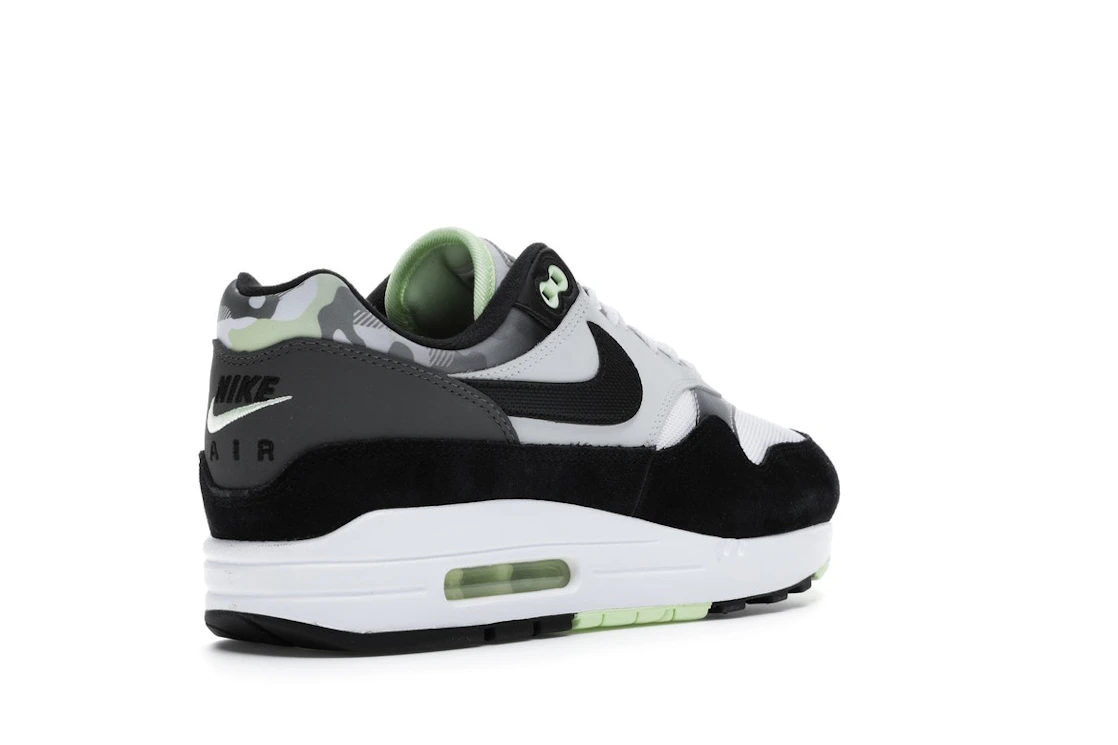Vue 32 de Nike Air Max 1 Remix