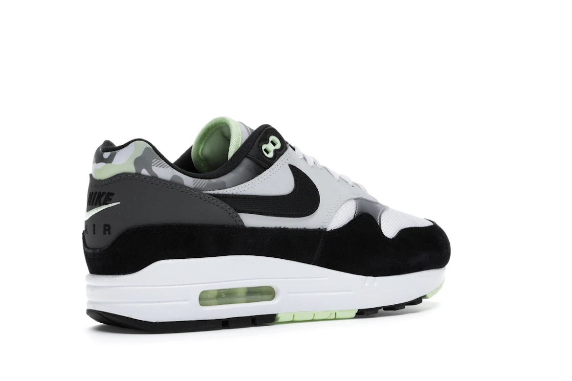 Vue 33 de Nike Air Max 1 Remix