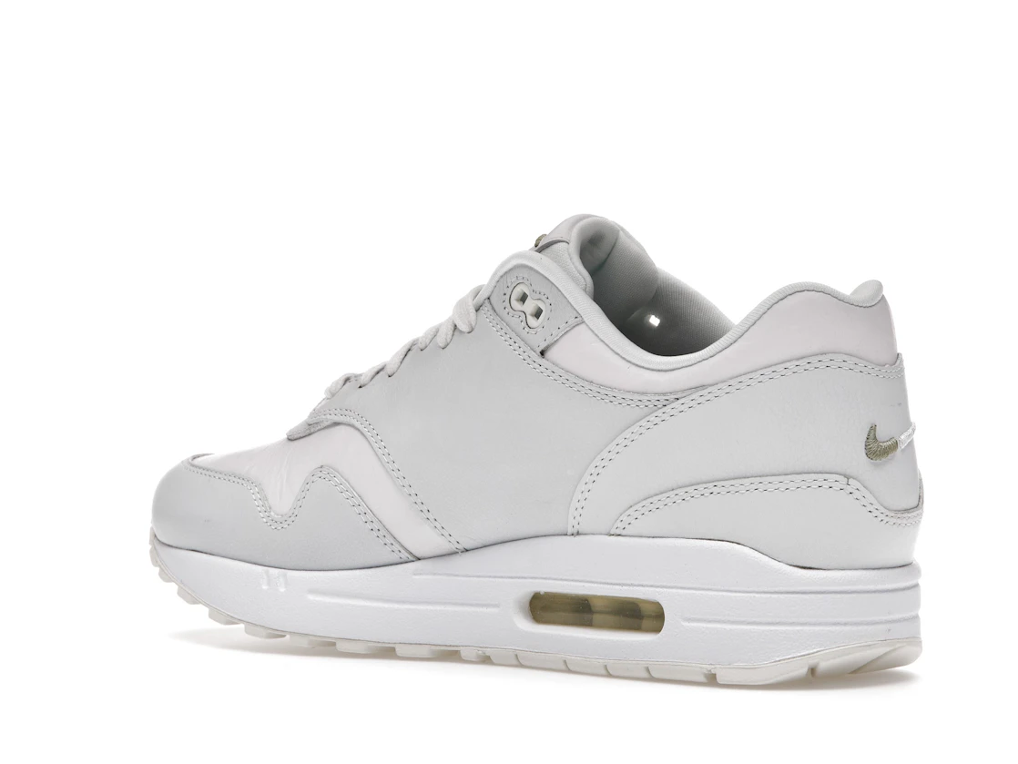 Vue 23 de Nike Air Max 1 Rub Away White Khaki