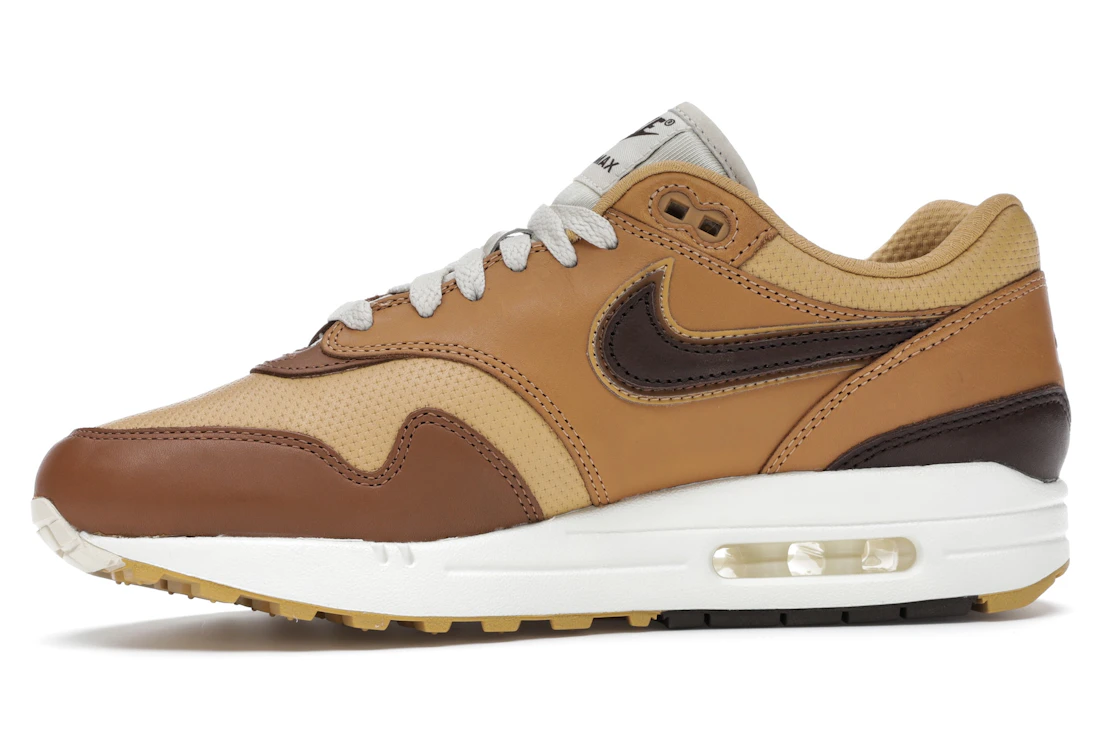 Vue 18 de Nike Air Max 1 SNKRS Day Brown