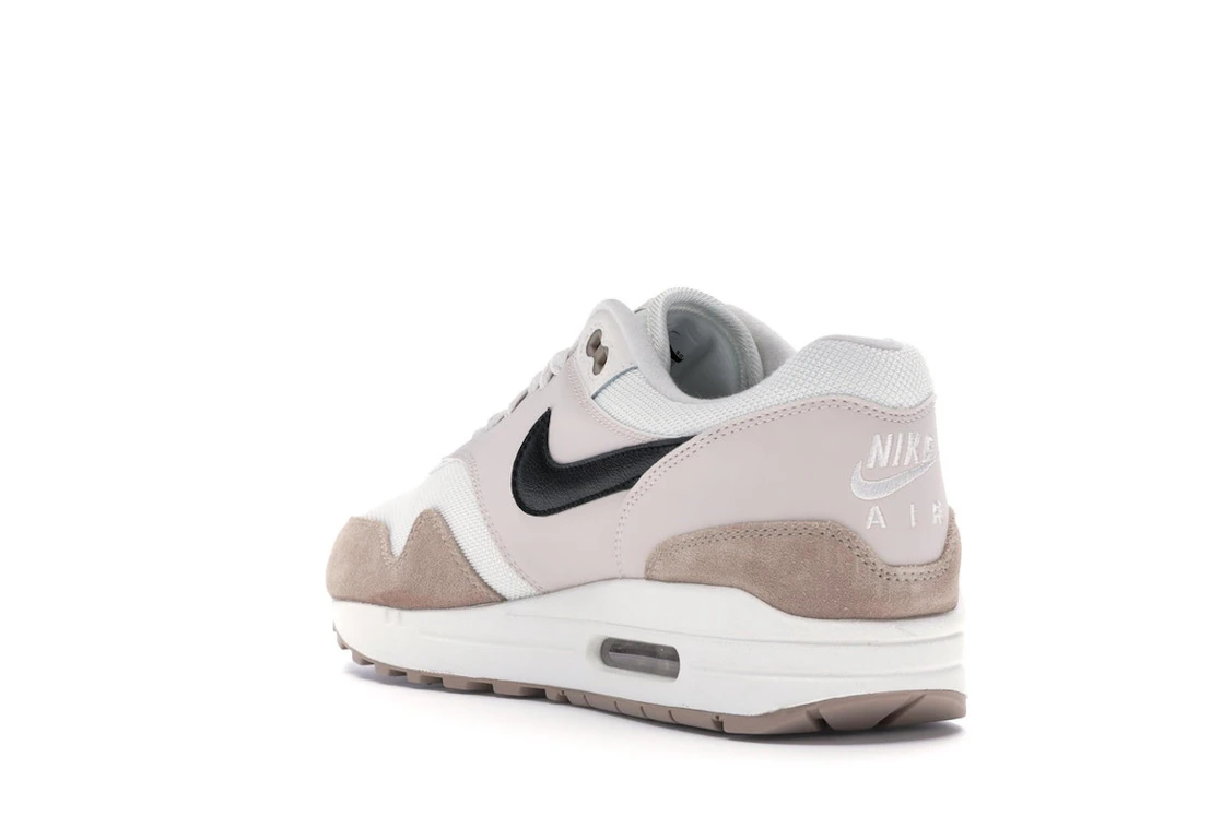 Vue 25 de Nike Air Max 1 Sand Black