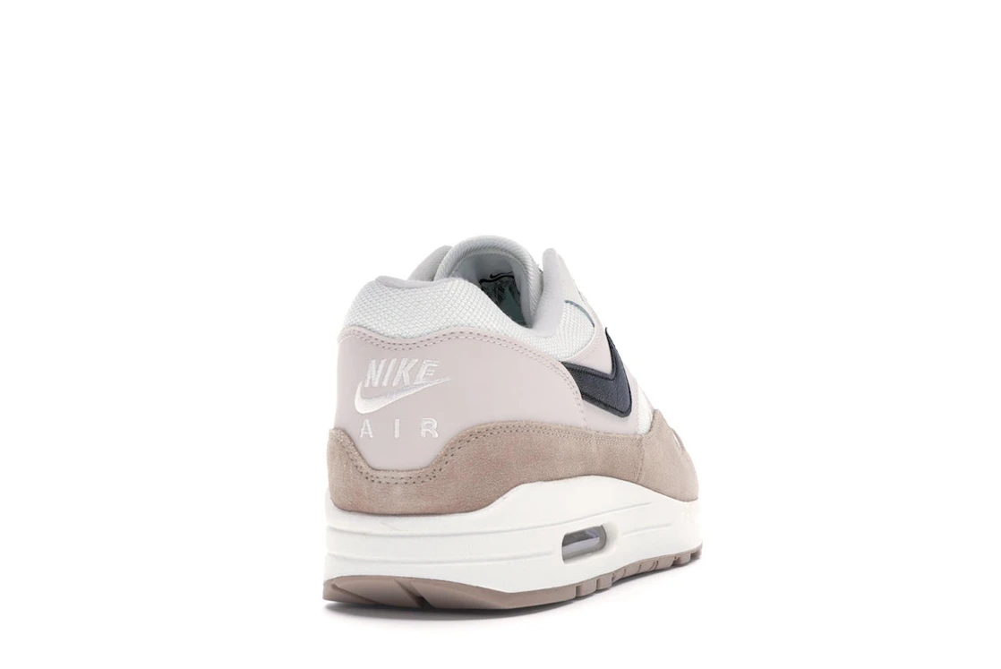 Vue 30 de Nike Air Max 1 Sand Black