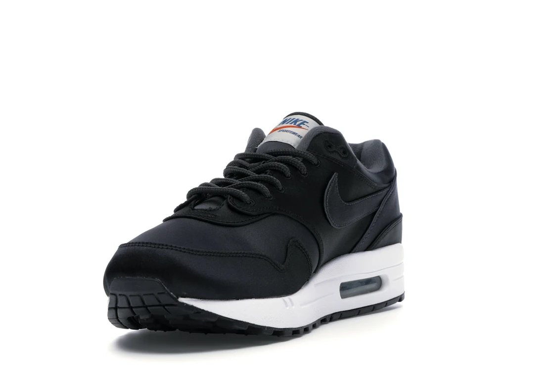 Vue 13 de Nike Air Max 1 Satin Pack Black