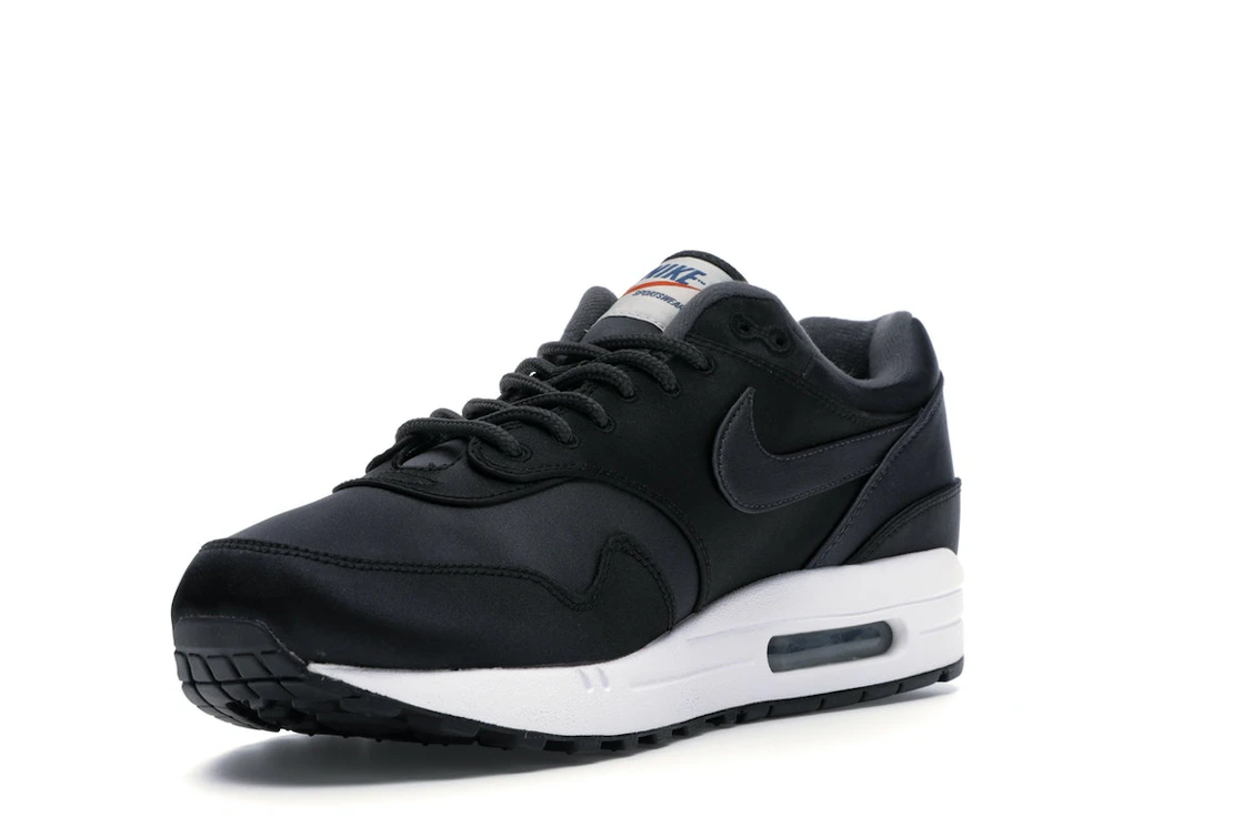 Vue 14 de Nike Air Max 1 Satin Pack Black