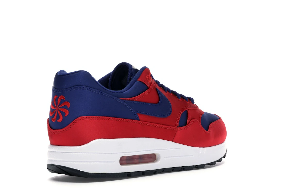 Vue 32 de Nike Air Max 1 Satin University Red Deep Royal Blue