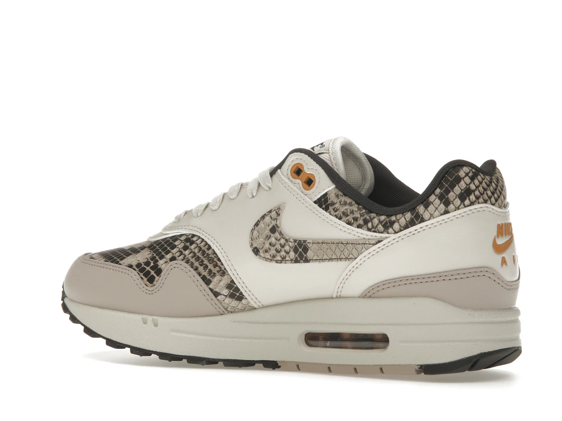 Vue 22 de Nike Air Max 1 Snakeskin Light Orewood Brown 