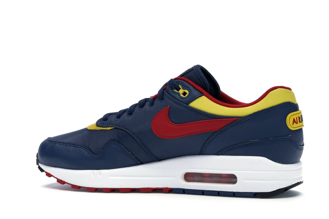 Vue 21 de Nike Air Max 1 Snow Beach