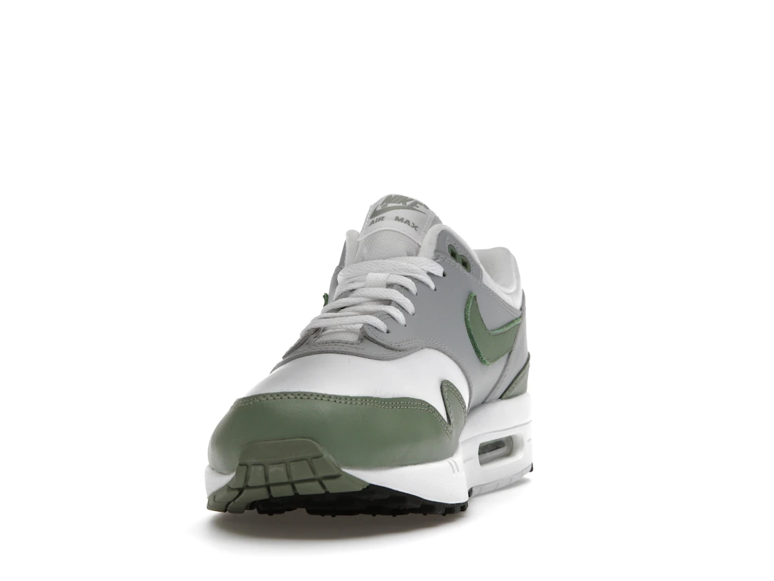 Vue 12 de Nike Air Max 1 Spiral Sage