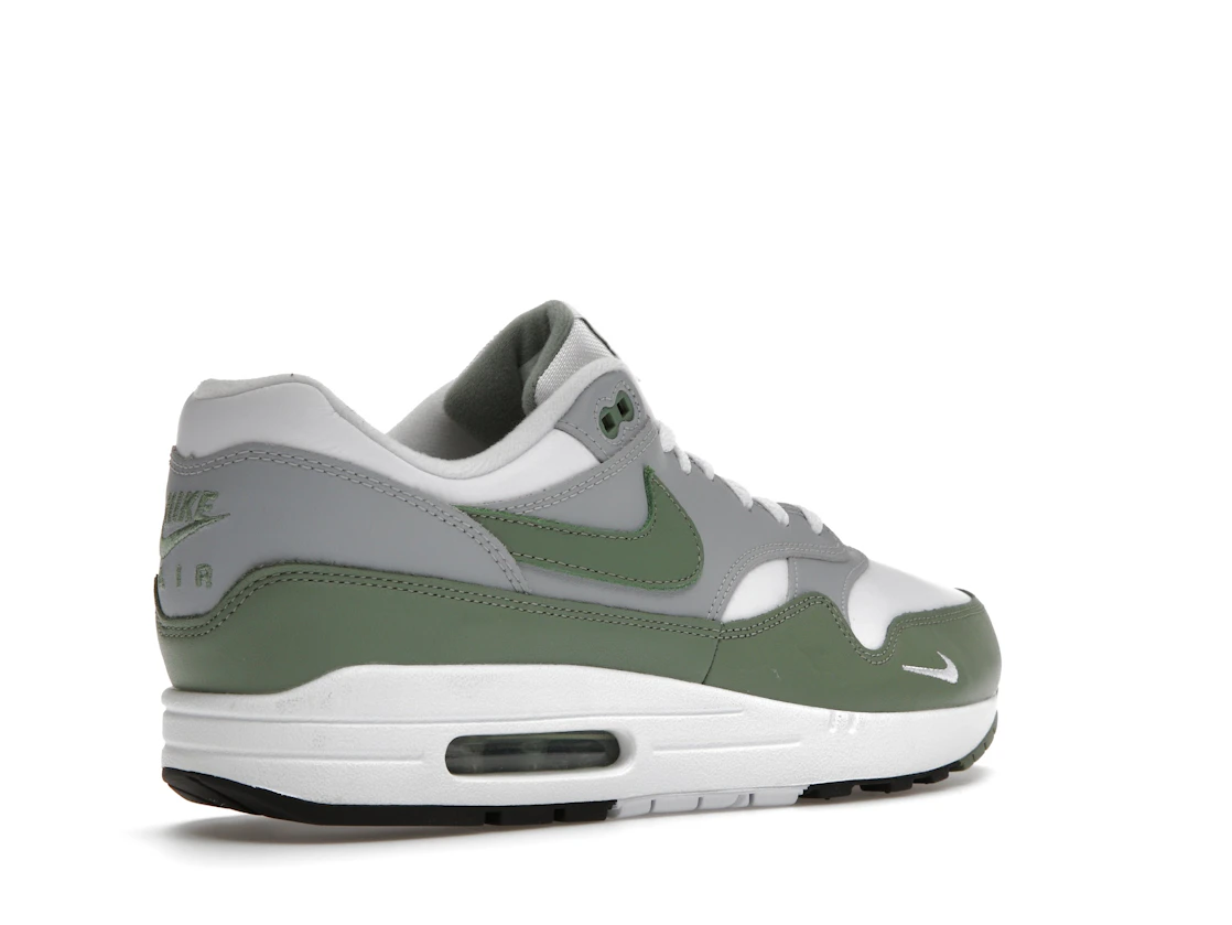 Vue 33 de Nike Air Max 1 Spiral Sage