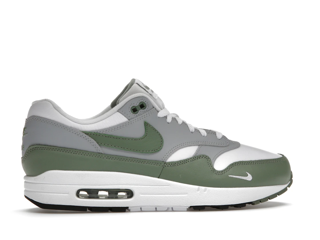 Vue 36 de Nike Air Max 1 Spiral Sage