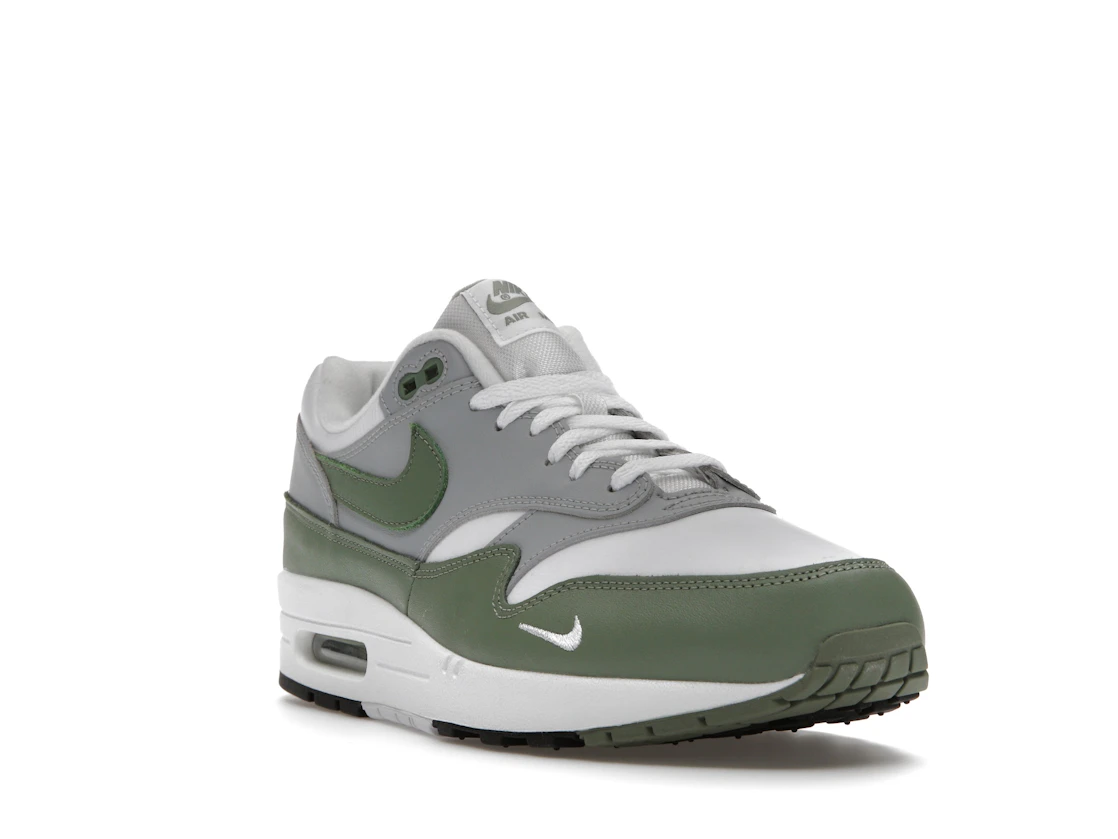 Vue 7 de Nike Air Max 1 Spiral Sage