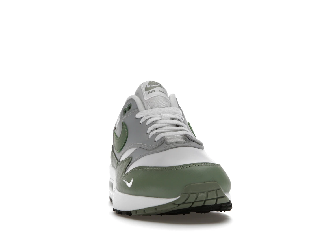 Vue 9 de Nike Air Max 1 Spiral Sage