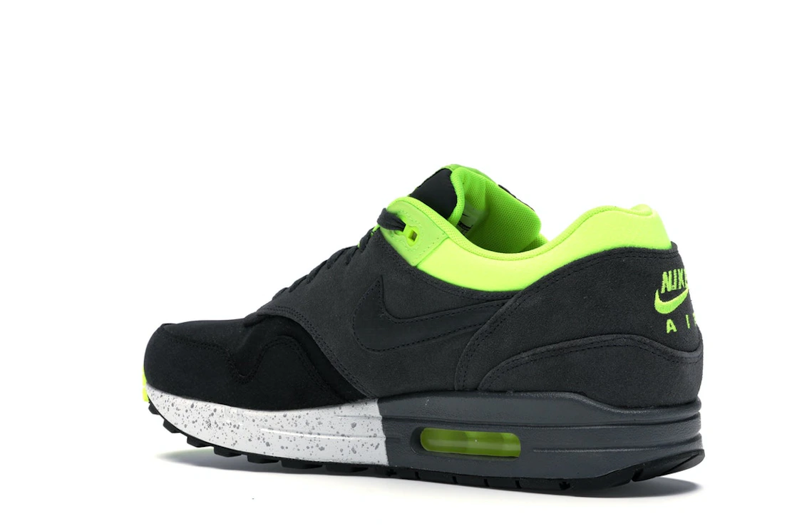 Vue 23 de Nike Air Max 1 Split Black Volt